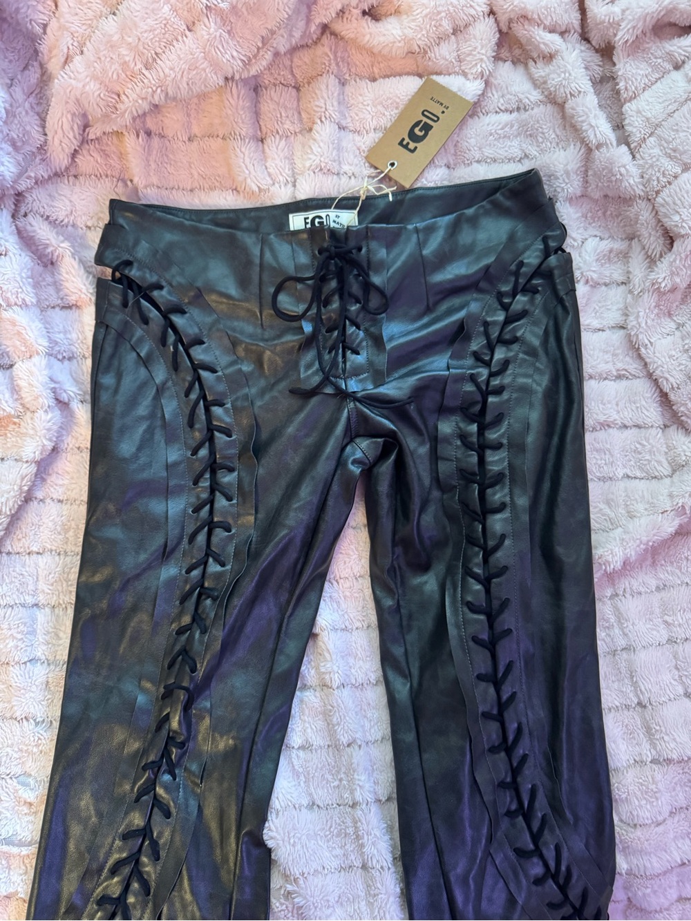 MatteBrand Hot pants